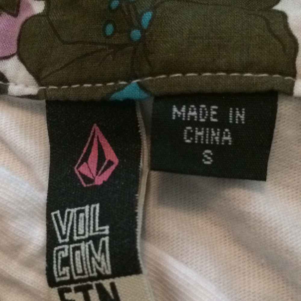 Volcom top - Picture 2 of 4